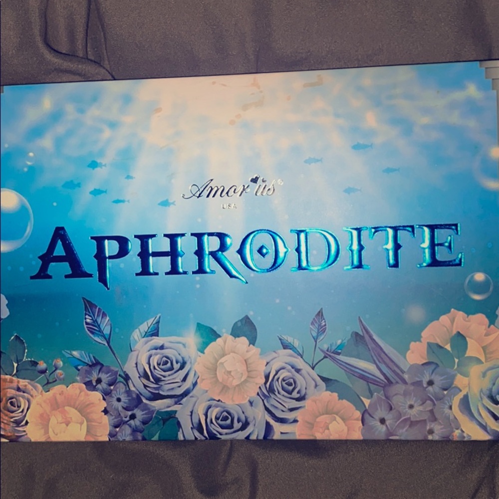 Aphrodite makeup pallet